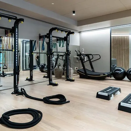 Arima & - Small Luxury