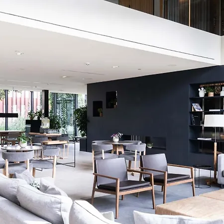 Hotel Arima & - Small Luxury